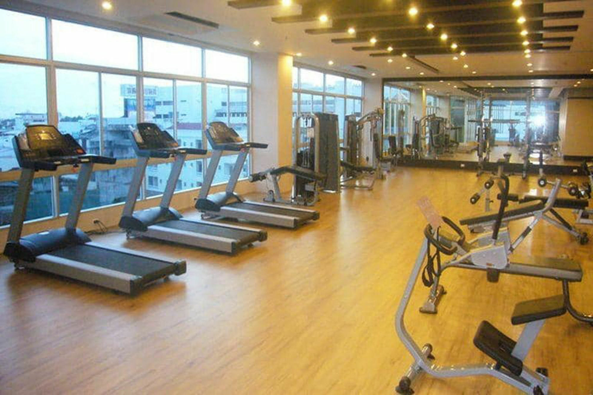 Eak Condoview Chonburi Exterior foto